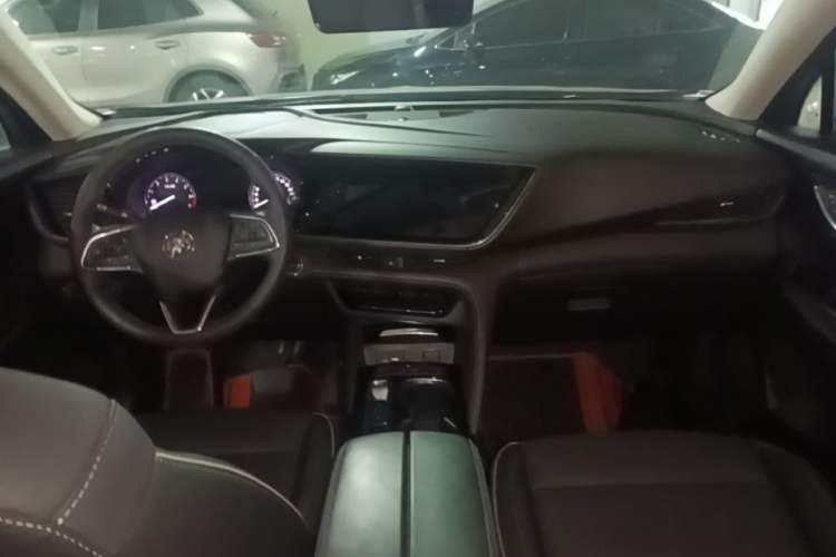 Used Buick Envision 2022 Encore Plus 552T Five-Seat Luxury Model Center Console