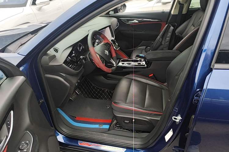 Used Buick Envision 2022 Encore S GS 4x4 Sport Edition Driver Seat