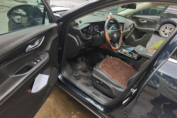 Used Buick Envision 2022 Encore Plus 552T Five-Seat Luxury Model Driver Seat