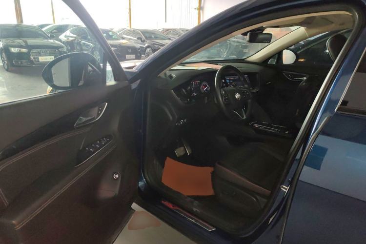 Used Buick Envision 2022 Encore S GS 4x4 Sport Edition Driver Seat
