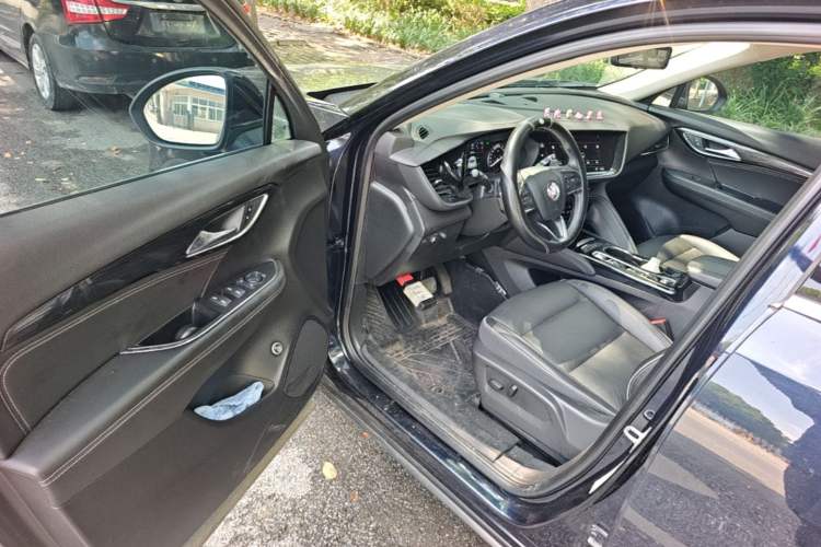 Used Buick Envision 2022 Encore Plus 652T Five-Seat Luxury Model Driver Seat