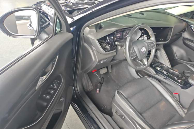 Used Buick Envision 2022 Encore Plus 652T Five-Seat Luxury Model Driver Seat