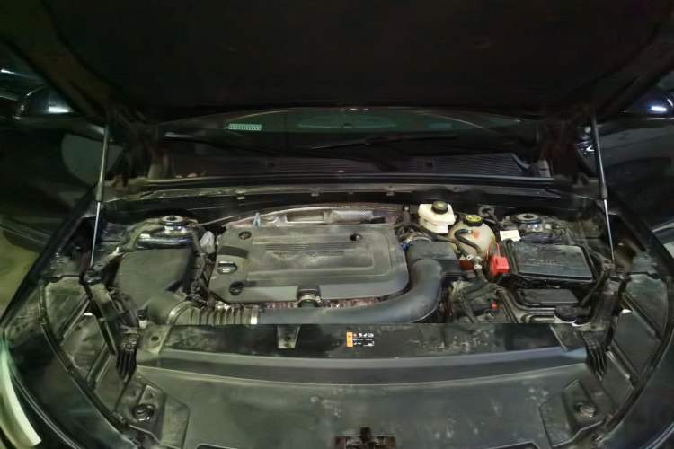 Used Buick Envision 2022 Encore Plus 552T Five-Seat Luxury Model Engine Bay