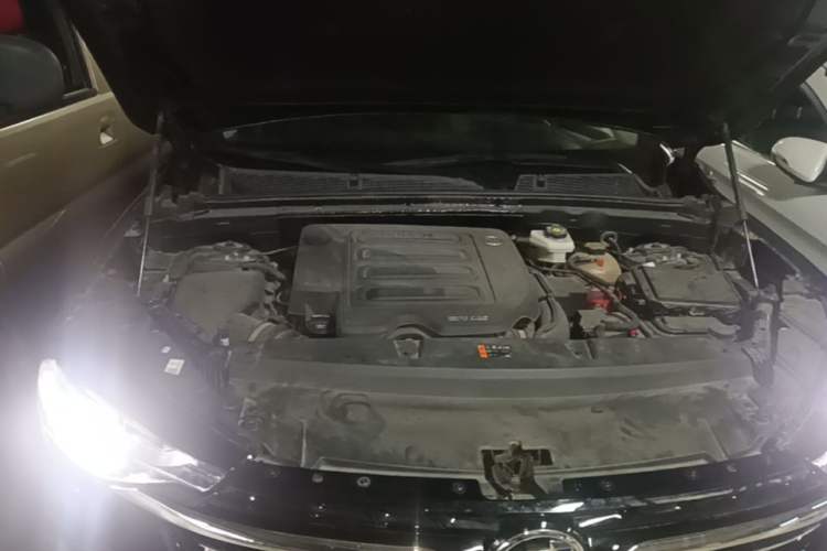 Used Buick Envision 2022 Encore Plus 552T Five-Seat Luxury Model Engine Bay