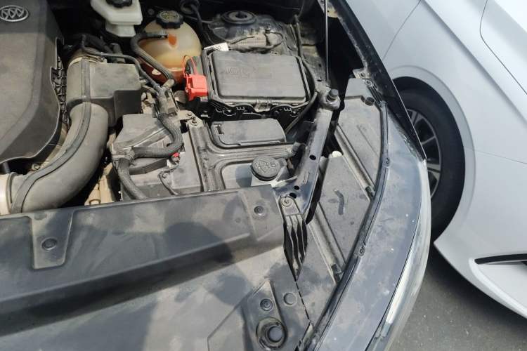 Used Buick Envision 2022 Facelift Encore Plus 552T Five-Seat Luxury Model Engine Bay Left