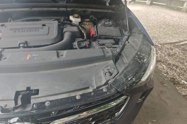Used Buick Envision 2022 Encore S GS 4x4 Sport Edition Engine Bay Left