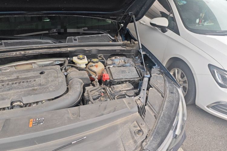Used Buick Envision 2022 Encore S GS 4x4 Sport Edition Engine Bay Left