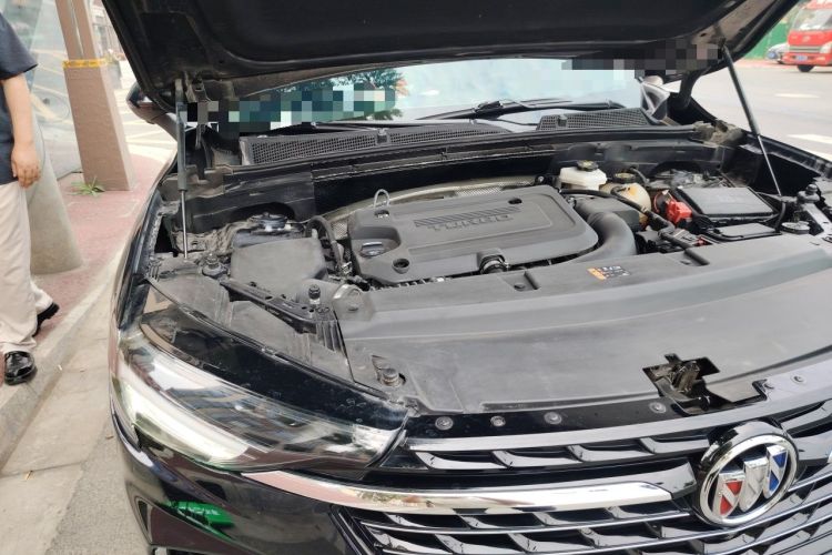 Used Buick Envision 2022 Encore Plus 652T Five-Seat Luxury Model Engine Bay Right