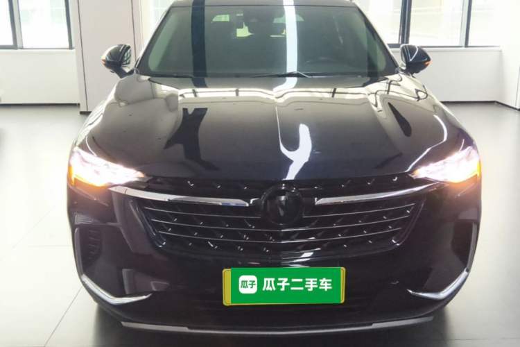 Used Buick Envision 2022 Encore Plus 652T Five-Seat Luxury Model Front