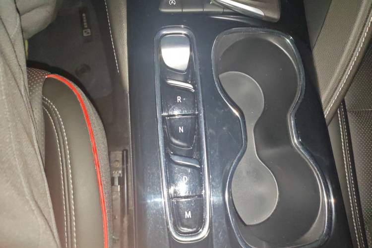 Used Buick Envision 2022 Encore S GS Two-Wheel Drive Smart & Sporty Model Gear Lever