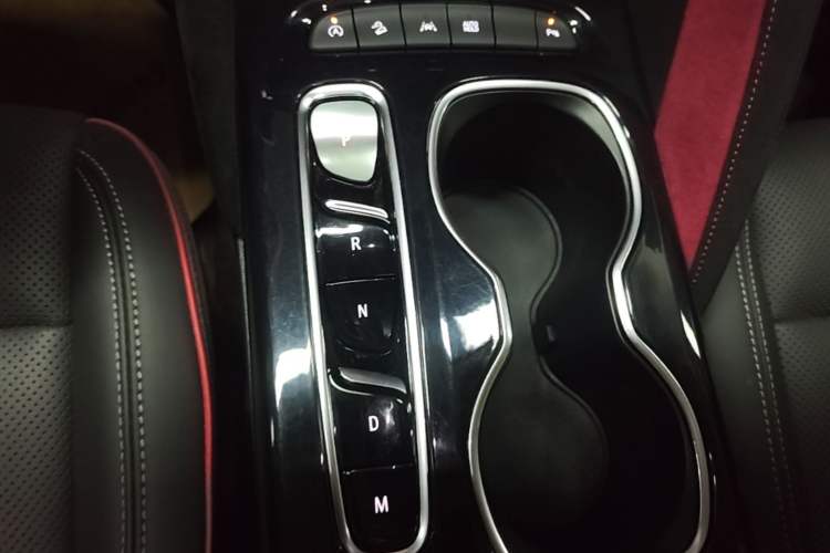 Used Buick Envision 2022 Encore S GS 4x4 Sport Edition Gear Lever