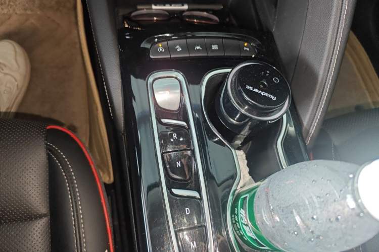 Used Buick Envision 2022 Encore S GS 4x4 Sport Edition Gear Lever