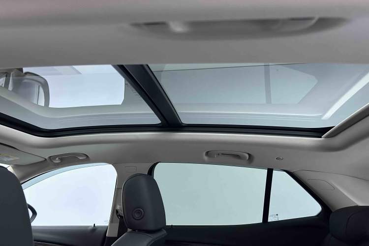 Used Buick Envision 2022 Facelift Encore S 652T Two-Wheel-Drive Luxury Model Headliner