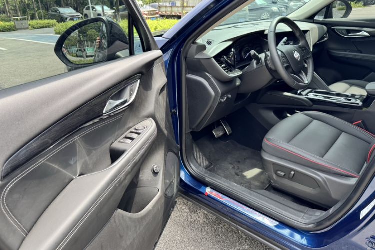 Used Buick Envision 2022 Encore S GS 4x4 Sport Edition Interior 2