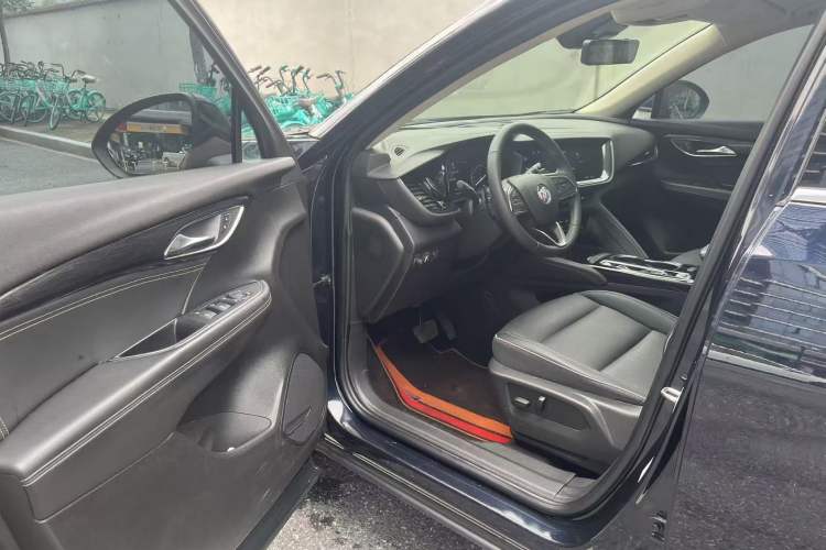 Used Buick Envision 2022 Encore Plus 552T Five-Seat Luxury Model Interior 3