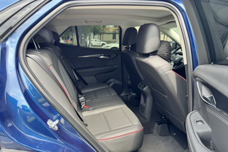Used Buick Envision 2022 Encore S GS 4x4 Sport Edition Interior 6