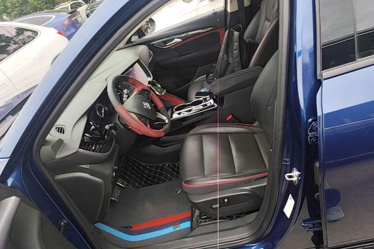 Used Buick Envision 2022 Encore S GS 4x4 Sport Edition Left Front Seat