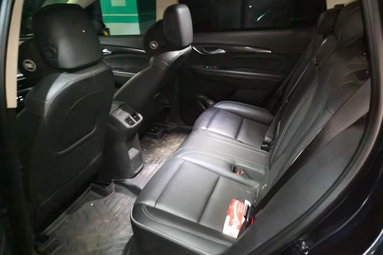Used Buick Envision 2022 Encore Plus 552T Five-Seat Luxury Model Left Rear Seat