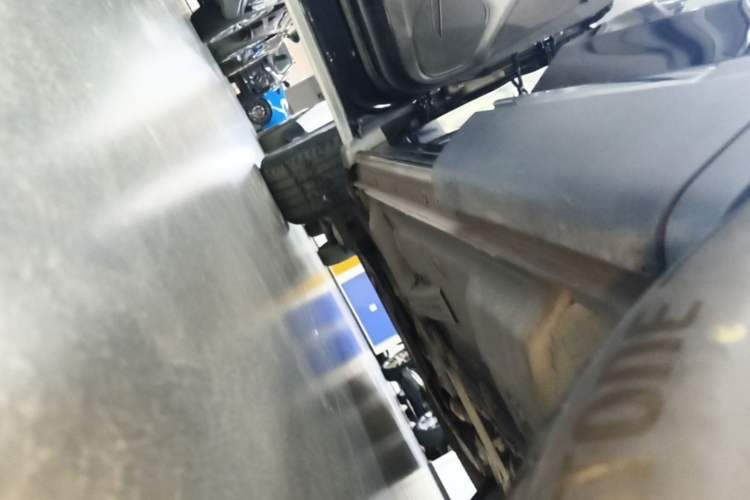 Used Buick Envision 2022 Encore Plus 652T Five-Seat Luxury Model Left Side Sill