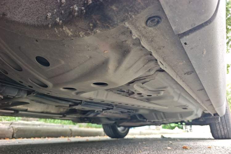 Used Buick Envision 2022 Encore Plus 652T Five-Seat Luxury Model Left Side Sill