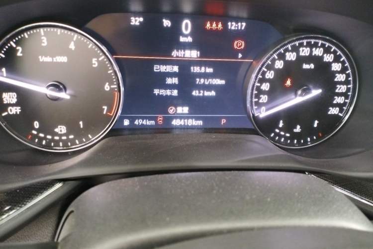 Used Buick Envision 2022 Encore Plus 652T Five-Seat Luxury Model Odometer Close Up