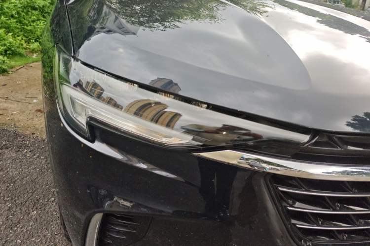 Used Buick Envision 2022 Encore Plus 552T Five-Seat Luxury Model Right Front Headlight