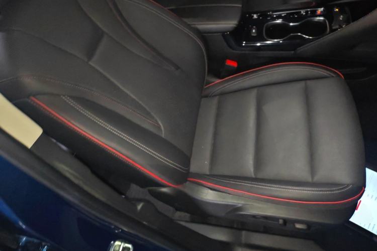 Used Buick Envision 2022 Encore S GS Two-Wheel Drive Smart & Sporty Model Right Front Seat