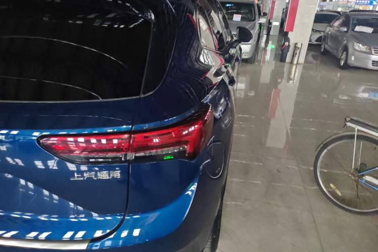 Used Buick Envision 2022 Encore S GS Two-Wheel Drive Smart & Sporty Model Right Rear Taillight