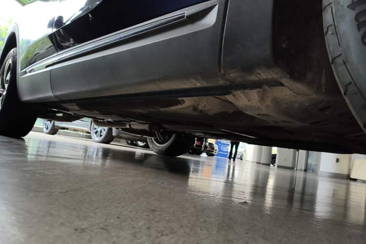 Used Buick Envision 2022 Facelift Encore S 652T Two-Wheel-Drive Luxury Model Right Side Sill