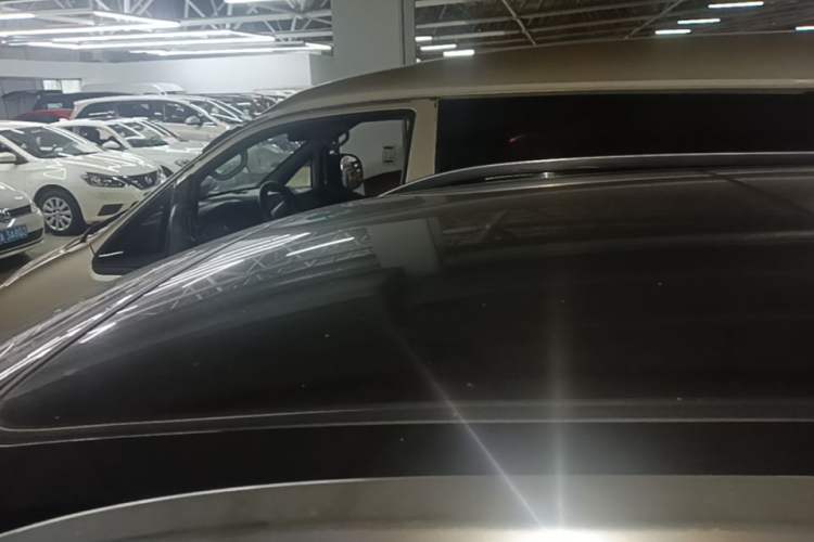 Used Buick Envision 2022 Encore Plus 552T Five-Seat Luxury Model Roof