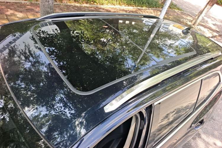 Used Buick Envision 2022 Encore Plus 652T Five-Seat Luxury Model Roof