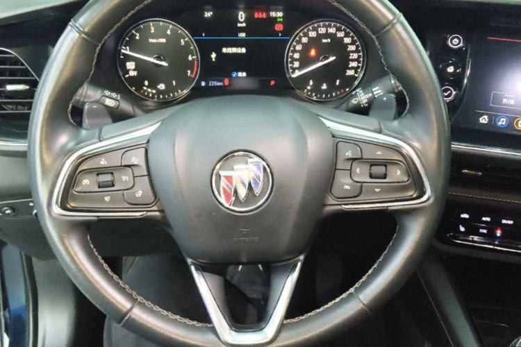Used Buick Envision 2022 Encore Plus 652T Five-Seat Luxury Model Steering Wheel