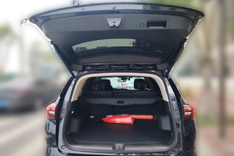 Used Buick Envision 2022 Encore Plus 652T Five-Seat Luxury Model Trunk