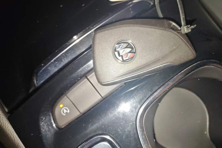 Used Buick Envision 2022 Encore S GS Two-Wheel Drive Smart & Sporty Model Vehicle Key