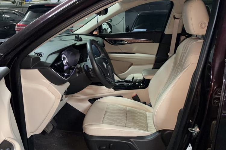 Used Buick Envision 2022 Encore Plus Avenir Aivia 7-Seater Edition Left Front Seat