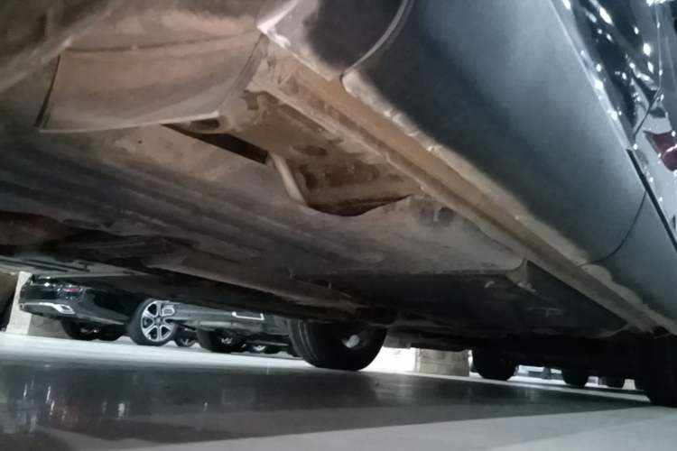 Used Buick Envision 2022 Encore S 552T Two-Wheel-Drive Luxury Model Chassis Rear Right