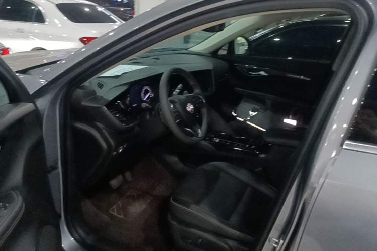Used Buick Envision 2022 Encore S 552T Two-Wheel-Drive Luxury Model Driver Seat