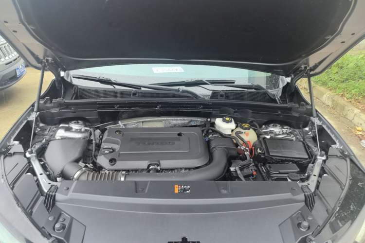 Used Buick Envision 2022 Encore S 652T Two-Wheel Drive Elite Model Engine Bay
