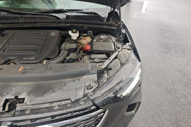 Used Buick Envision 2022 Encore S 552T Two-Wheel Drive Elite Model Engine Bay Left