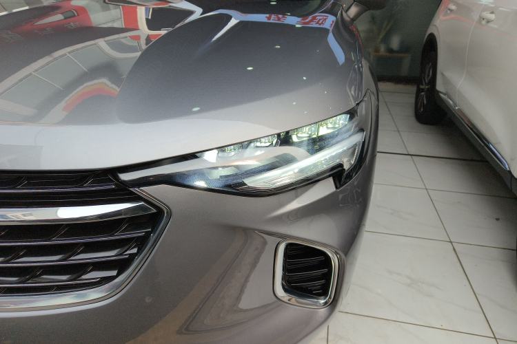 Used Buick Envision 2022 Encore S 652T Two-Wheel-Drive Luxury Model Left Front Headlight