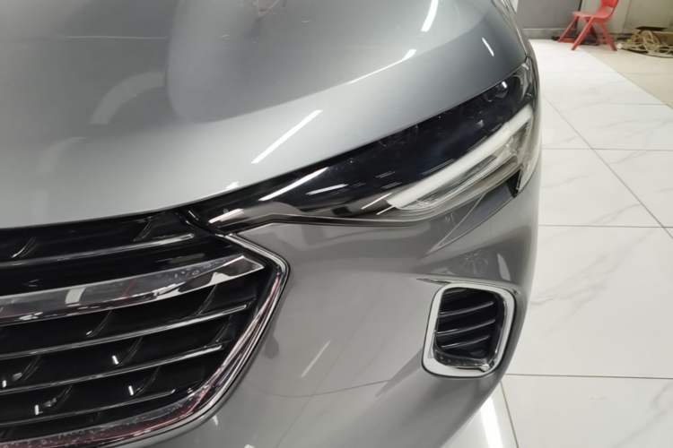 Used Buick Envision 2022 Encore S 552T Two-Wheel-Drive Luxury Model Left Front Headlight