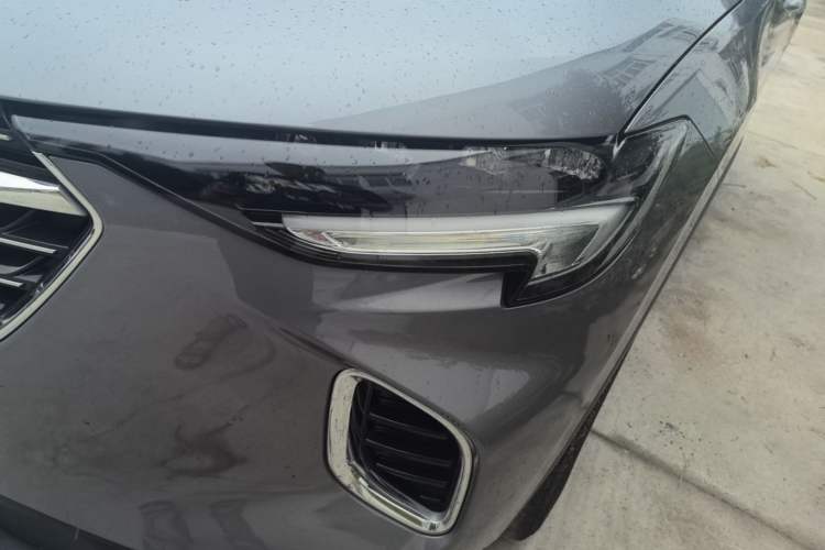 Used Buick Envision 2022 Encore S 652T Two-Wheel Drive Elite Model Left Front Headlight
