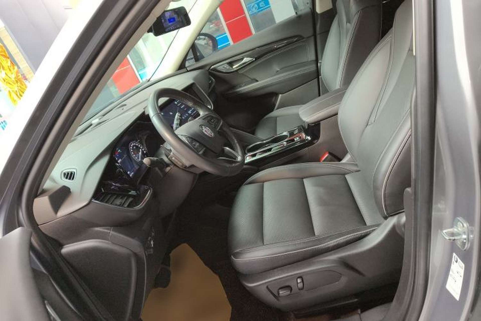 Used Buick Envision 2022 Encore S 652T Two-Wheel-Drive Luxury Model Left Front Seat