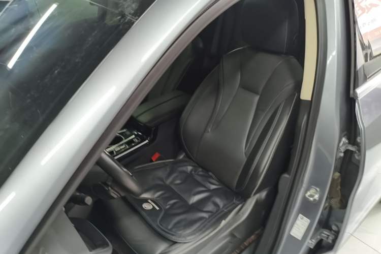 Used Buick Envision 2022 Encore S 552T Two-Wheel-Drive Luxury Model Left Front Seat
