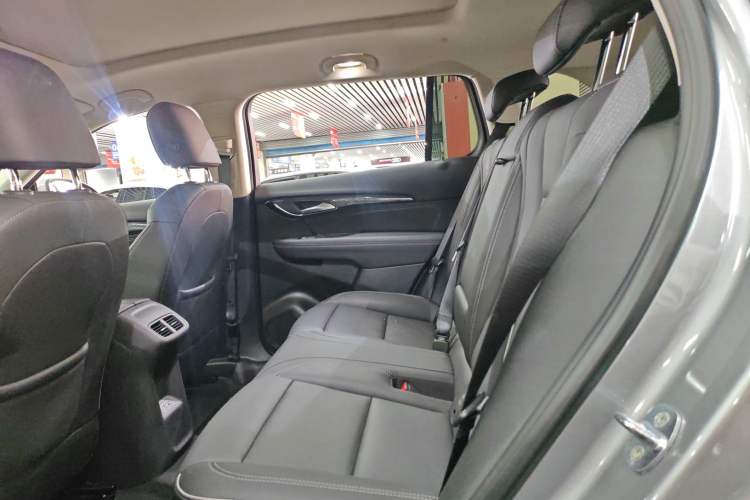 Used Buick Envision 2022 Encore Plus 652T Five-Seat Luxury Model Left Rear Seat