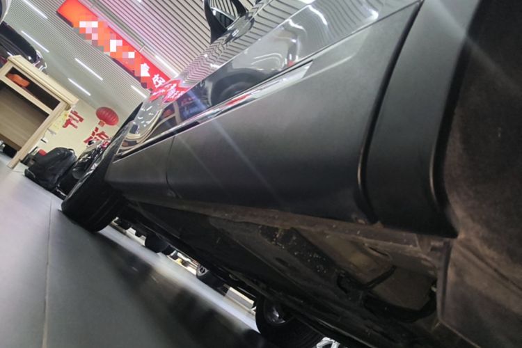 Used Buick Envision 2022 Encore S 652T Two-Wheel-Drive Luxury Model Left Side Sill