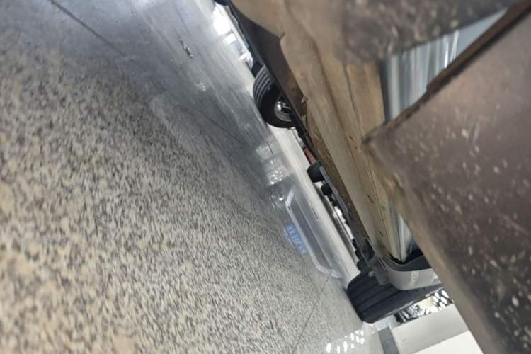 Used Buick Envision 2022 Encore S 552T Two-Wheel-Drive Luxury Model Left Side Sill