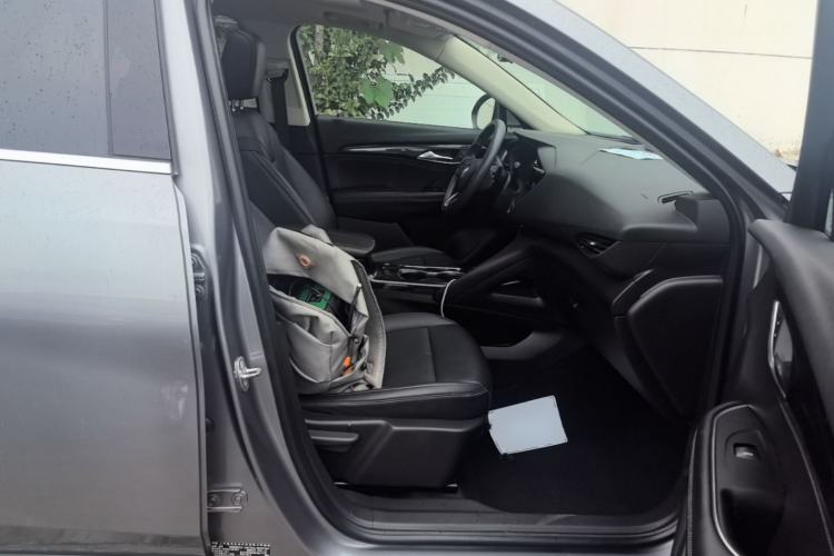 Used Buick Envision 2022 Encore S 652T Two-Wheel Drive Elite Model Right Front Seat