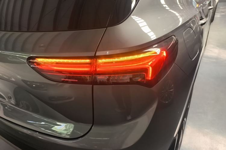 Used Buick Envision 2022 Facelift Encore S 552T Two-Wheel Drive Elite Model Right Rear Taillight