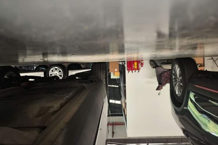 Used Buick Envision 2022 Facelift Encore S 552T Two-Wheel Drive Elite Model Right Side Sill